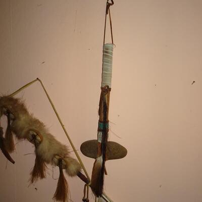LOT 180. NATIVE AMERICAN INSPIRED WALLDECOR