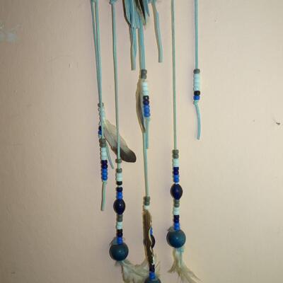 LOT 189.  NATIVE AMERICAN INSPIRED WALL DECOR