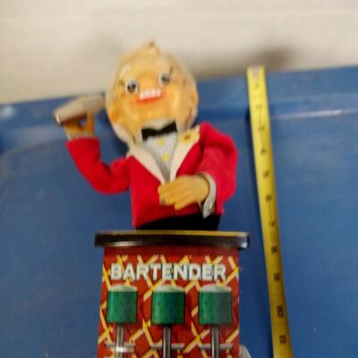 LOT 125  OLD BATTERY OPERATED BARTENDER