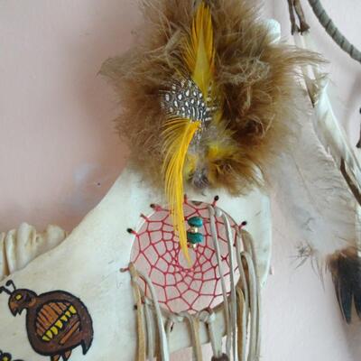 LOT 197. NATIVE AMERICAN INSPIRED WALL DECOR