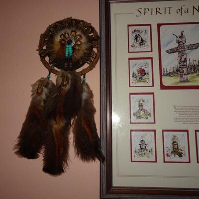 LOT 198. NATIVE AMERICAN INSPIRED WALL DECOR
