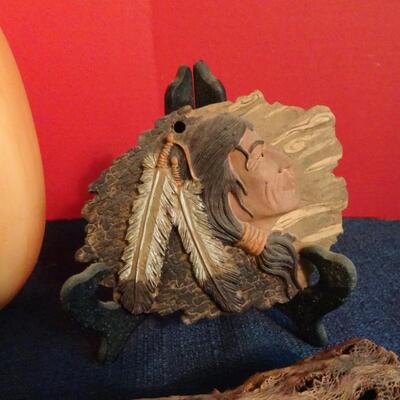 LOT 200. NATIVE AMERICAN INSPIRED DECOR