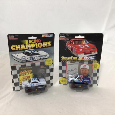 135) NASCAR | Mixed Group of Cars