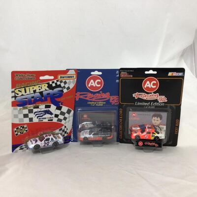 135) NASCAR | Mixed Group of Cars