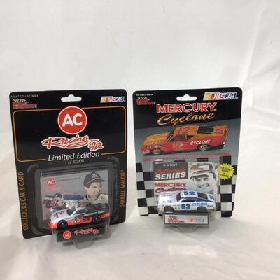 139) NASCAR | Mixed Group of Racing Champions Car Figures