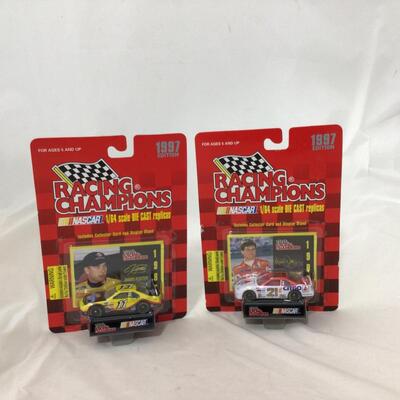 139) NASCAR | Mixed Group of Racing Champions Car Figures