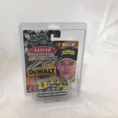 139) NASCAR | Mixed Group of Racing Champions Car Figures
