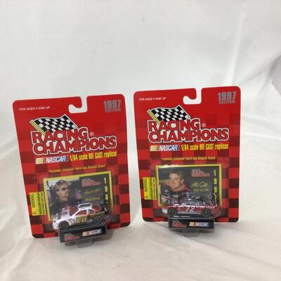 139) NASCAR | Mixed Group of Racing Champions Car Figures