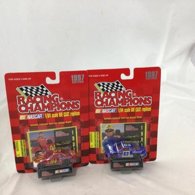 139) NASCAR | Mixed Group of Racing Champions Car Figures