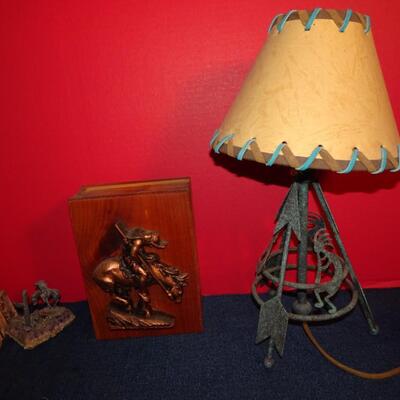 LOT 211. NATIVE AMERICAN INSPIRED DECOR