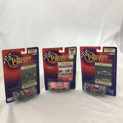 140) NASCAR | Mixed Group of Racing Champions Car Figures
