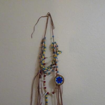 LOT 217  NATIVE AMERICAN INSPIRED DECOR