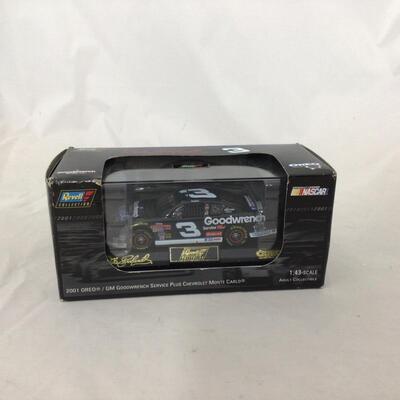 146) NASCAR | Dale Earnhardt Sr. Collector Pieces