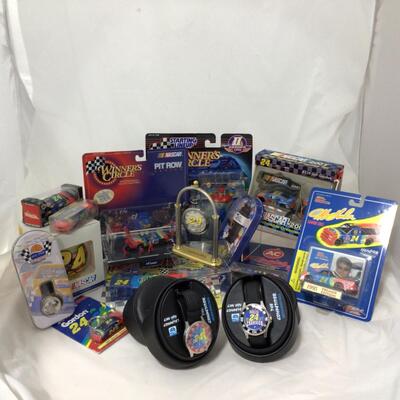 150) NASCAR | Mixed Collection of Jeff Gordon