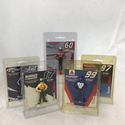 156) NASCAR | Mini Mixed group of Racing Figures