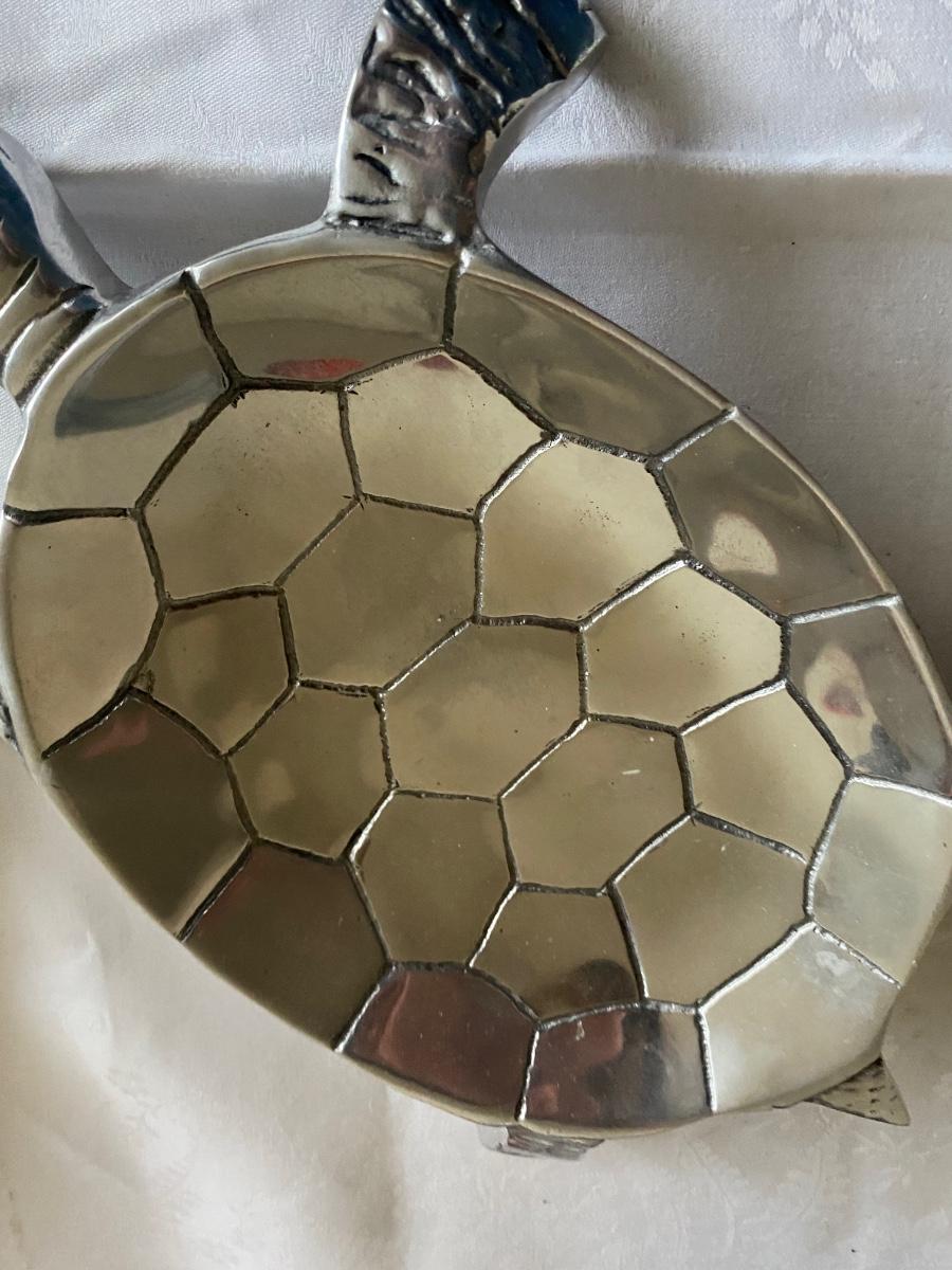 Aluminum turtle serving platter