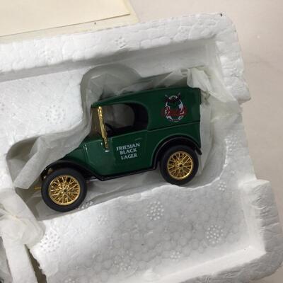 160) MATCHBOX | Die Cast Pair of Cars in Packaging