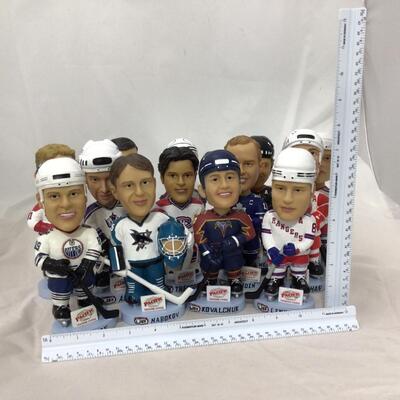 165) HOCKEY | 13/14 Heads Up 2003 Hockey Series Bobble Heads