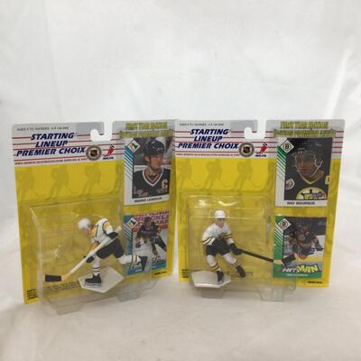 167) STARTING LINEUP | Mixed Group of Hockey Figures