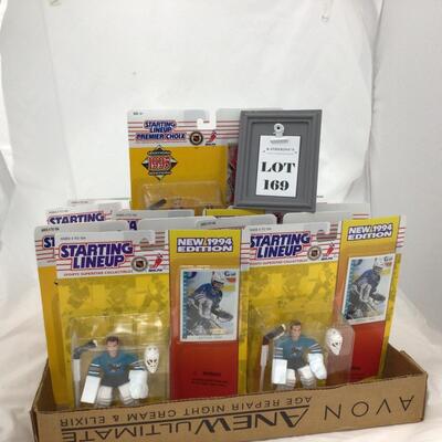 169) STARTING LINEUP | Mixed Group of Hockey Figures