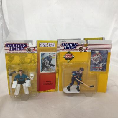 169) STARTING LINEUP | Mixed Group of Hockey Figures