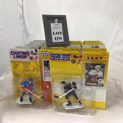 170) STARTING LINEUP | Mixed Group of Hockey Figures