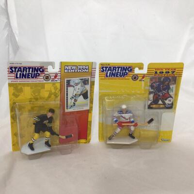 170) STARTING LINEUP | Mixed Group of Hockey Figures