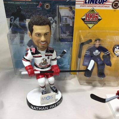 171) STARTING LINEUP | Mixed Group of Hockey Figures, and Bobble Head