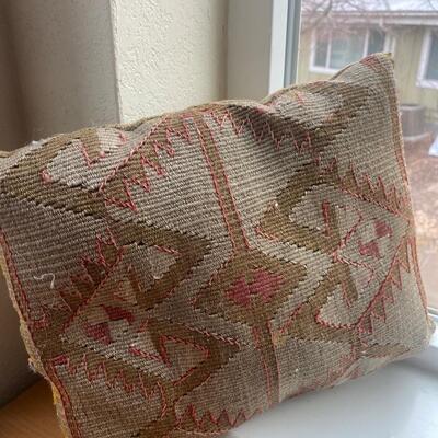 Small Kilim and velvet pillow