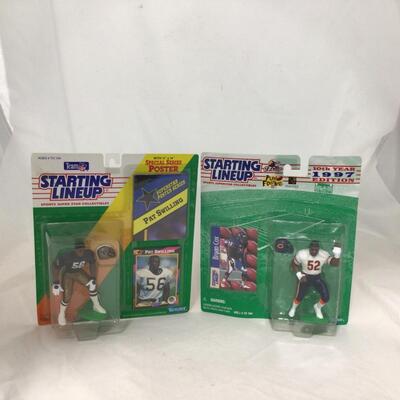 174)  STARTING LINEUP | Mixed Group of Football Figures