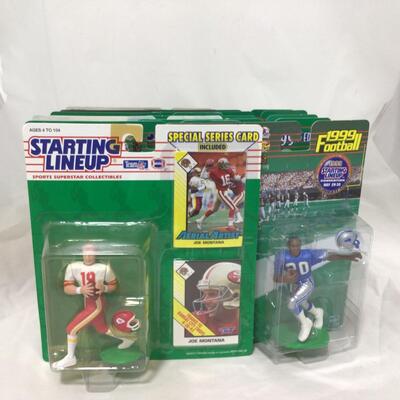 175)  STARTING LINEUP | Mixed Group of Football Figures