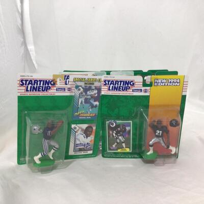 177)  STARTING LINEUP | Mixed Group of Football Figures