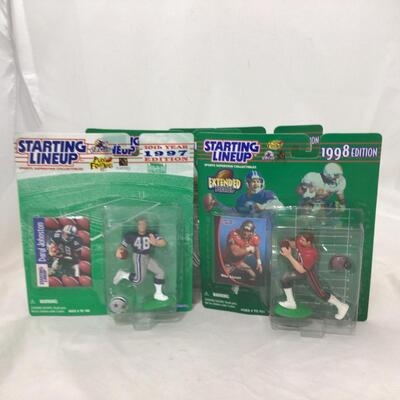 177)  STARTING LINEUP | Mixed Group of Football Figures