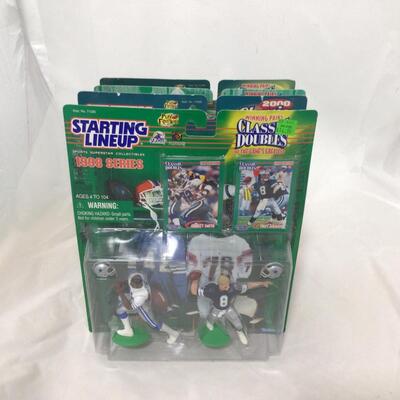179) STARTING LINEUP | Classic Doubles Football Figures