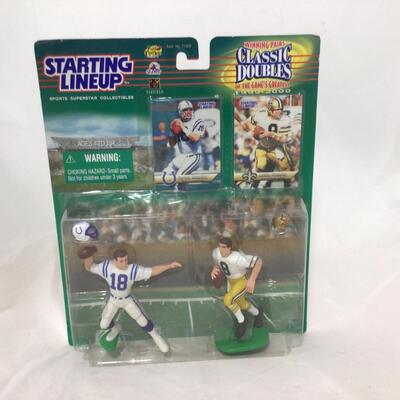 179) STARTING LINEUP | Classic Doubles Football Figures