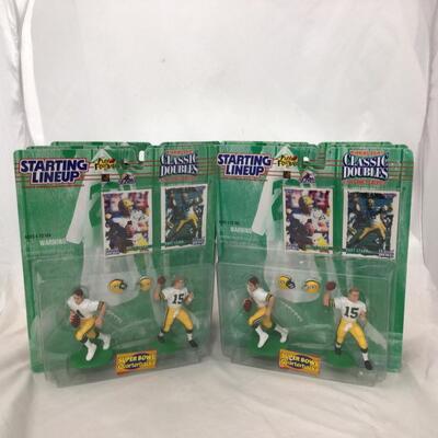 185) PACKERS | Bart Starr and Brett Favre Starting Lineup Figures