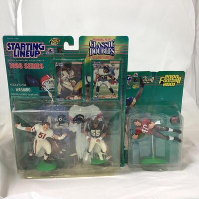 189) STARTING LINEUP | Mixed Group of Football Figures