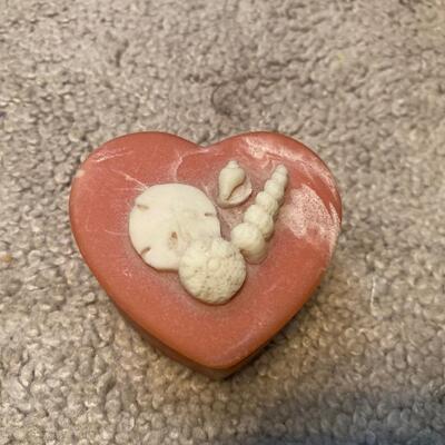 Seashore inspired trinket box