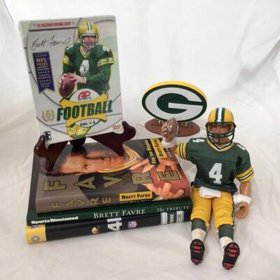 198) PACKERS | Brett Favre Books, Action Figure, and Collector Pieces