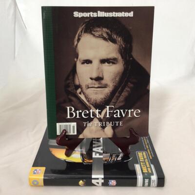 198) PACKERS | Brett Favre Books, Action Figure, and Collector Pieces
