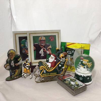 200) PACKERS | Brett Favre Collectors Mixed Group