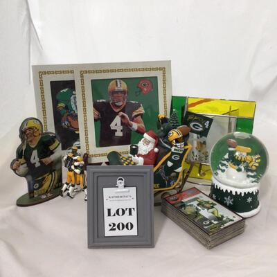 200) PACKERS | Brett Favre Collectors Mixed Group