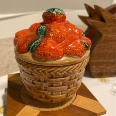 Vintage strawberry basket sugar dish