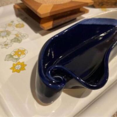 Vintage mid century pottery catchall.