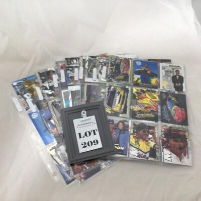 209) NASCAR | Mixed Group of Collector Cards
