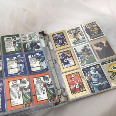 210) SPORTS | Mixed Group of Collector Sports Cards