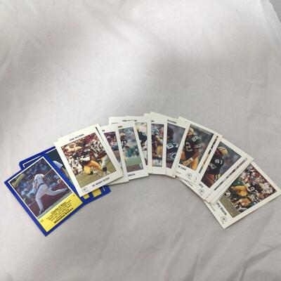 210) SPORTS | Mixed Group of Collector Sports Cards