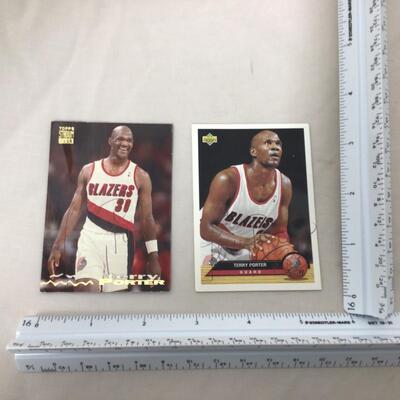 211) SPORTS | Signed Terry Porter Cards