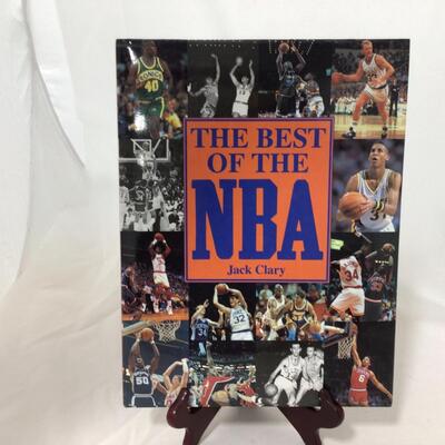 213) SPORTS | The Best of the NBA Book