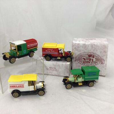 218) CARS | Classic Trucks with Boxes
